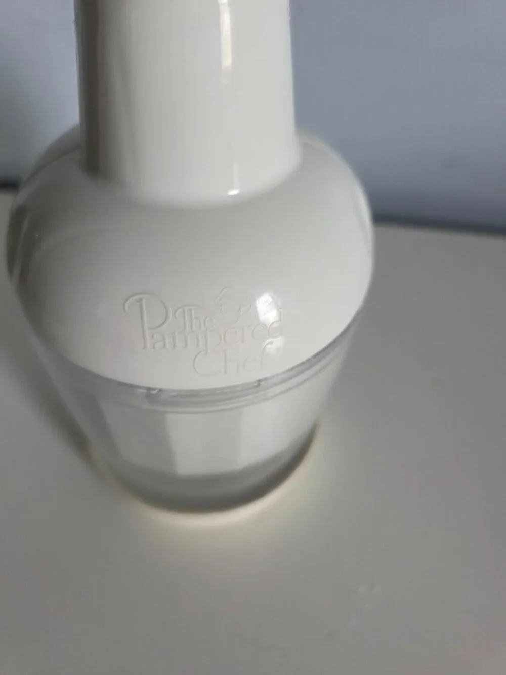 The Pampered Chef Food Chopper (Model #2585)